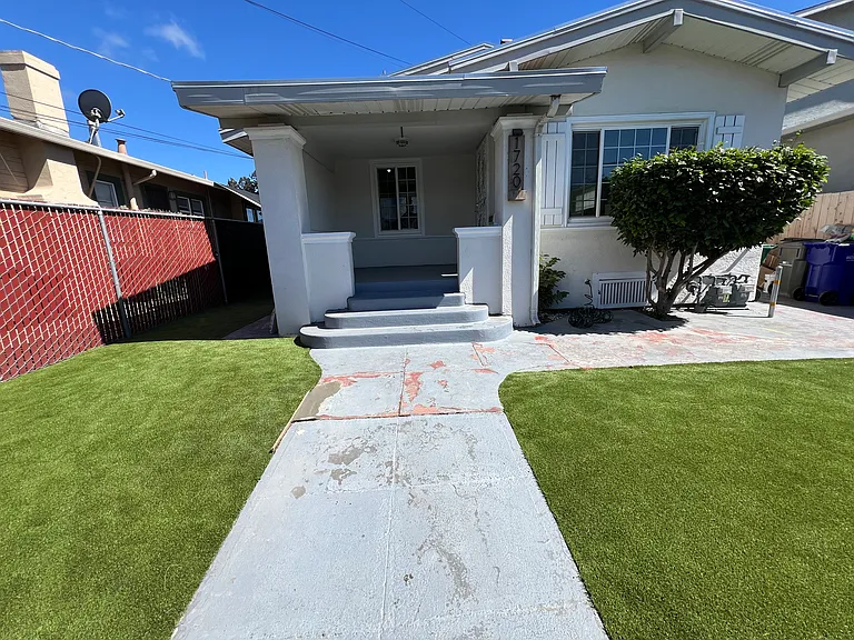 Auseon Ave — Photo 23