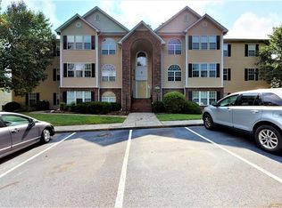 621 Ivy Glen Dr, Winston Salem, NC 27127