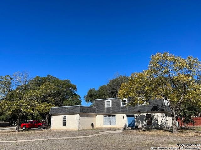 1st image of 100 Dandelion Ln
