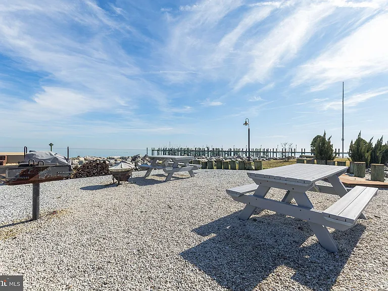 8501 Bayside Rd #604 — Photo 41
