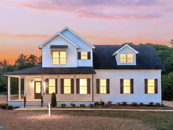 723 Rainbow Rdg, Bumpass, VA 23024