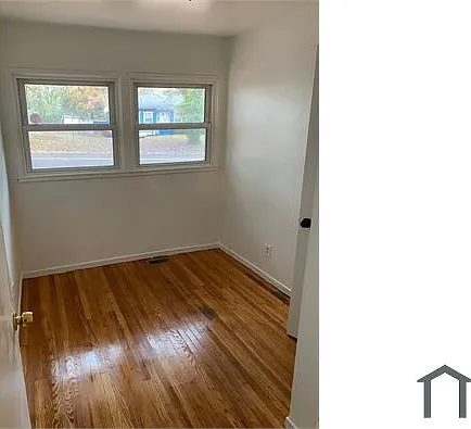 320 Cameron Rd — Photo 6