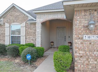 1075 Maple Ridge Dr, Greenwood, AR 72936