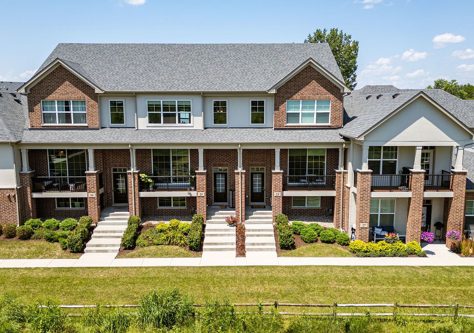 21 Woodmoor Ct, Lombard, IL 60148 Zillow