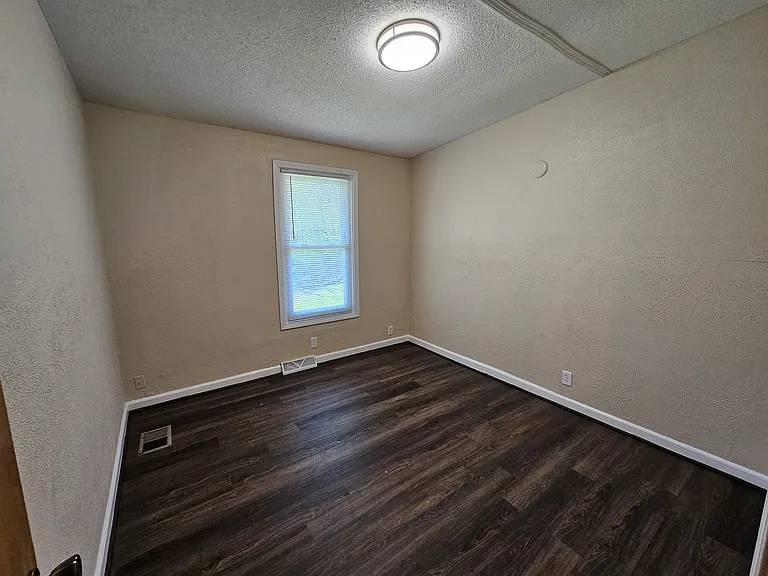 3147 Cleveland Ave — Photo 27