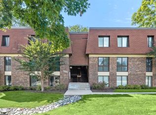 5249 W Running Brook Rd Unit 102, Columbia, MD 21044