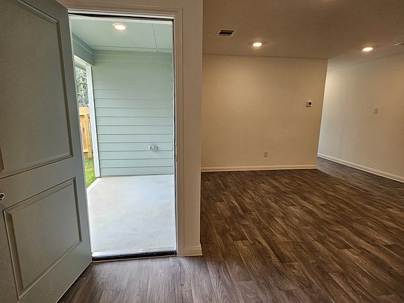 3rd image of 14598 William Trails Dr