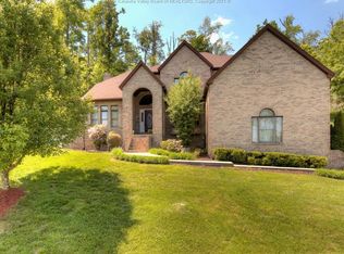 31 E Coventry Rd, South Charleston, WV 25309