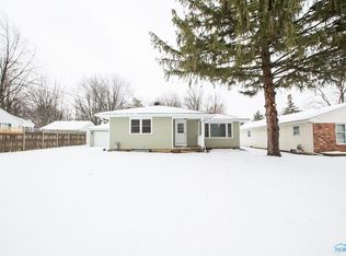 10403 Mandell Rd, Perrysburg, OH 43551