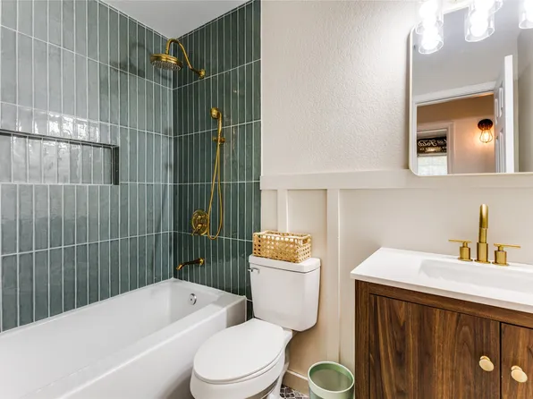 2011 Vz County Road 4123, Canton, TX 75103