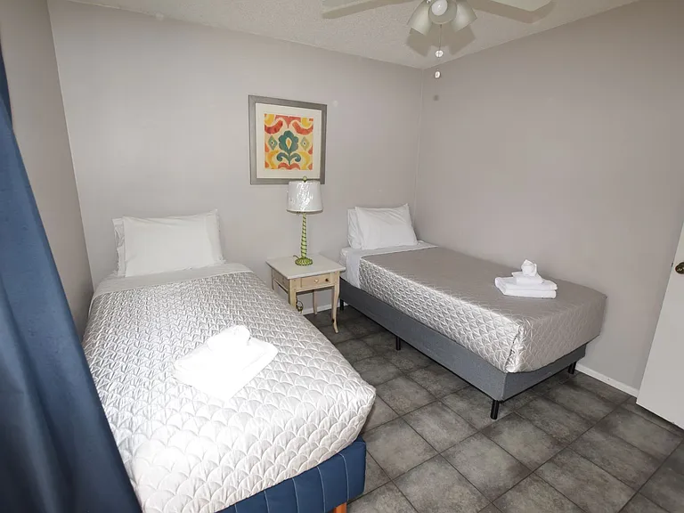 7706 Indian Ridge Trl S — Photo 37