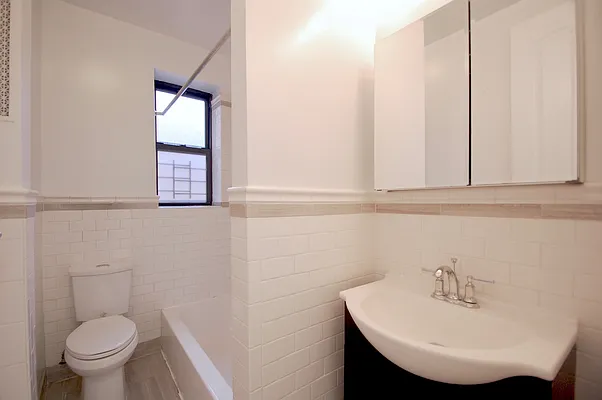 Rented by Corcoran | media 16