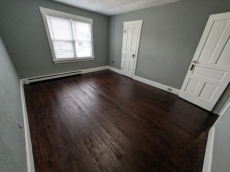 212 S Front St #B — Photo 28