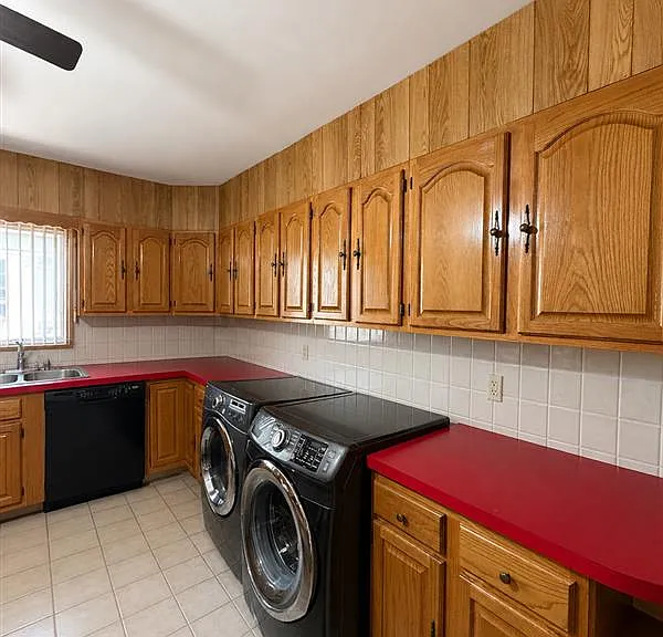 25 Hall St #2 — Photo 6