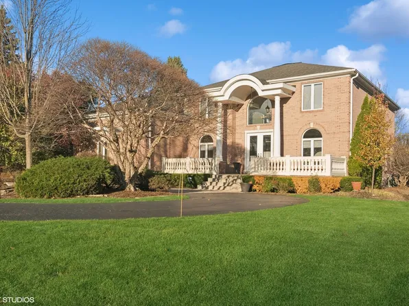 20883 N Plumwood Dr, Kildeer, IL 60047