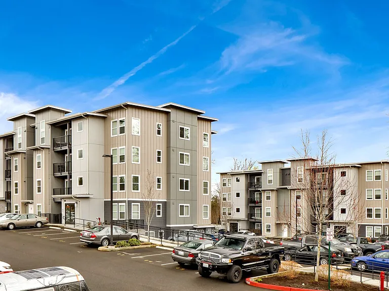 Tremezzo Apartments — Photo 23