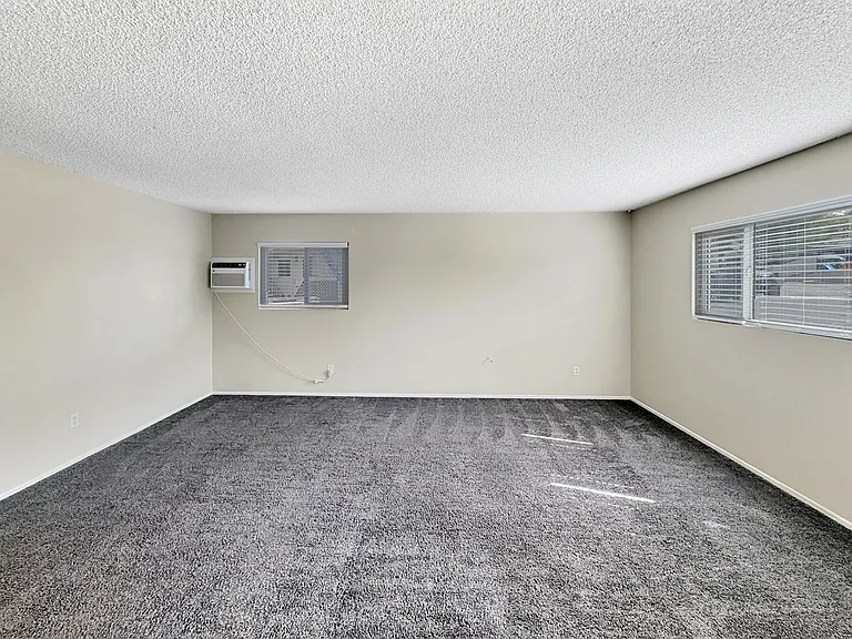 825 Normark Ter #2 — Photo 8