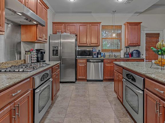 4th image of 7398 Marshall Bond Dr