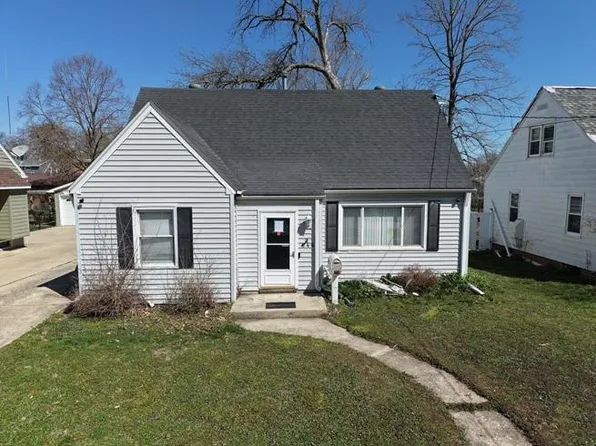 646 9th St NE, Mason City, IA 50401
