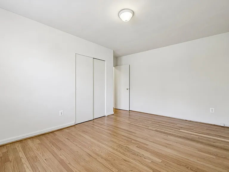 Battery Lane Apartments — Photo 42