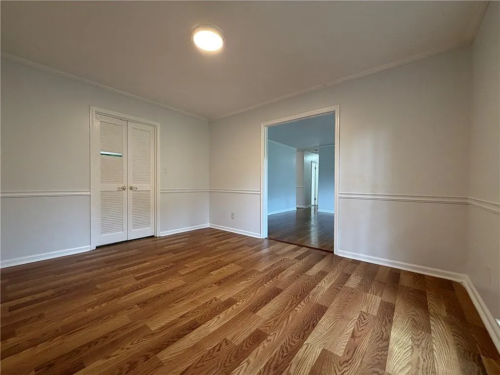 4 bed, 3.0 bath, 1710 sqft, $2,400 — Photo 3