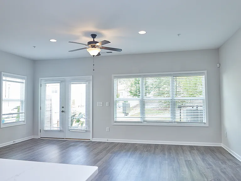 2890 Royal Heights Dr NW #1 — Photo 5