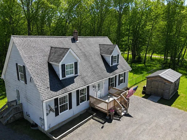 33 Belfast Augusta Road E, Searsmont, ME 04973