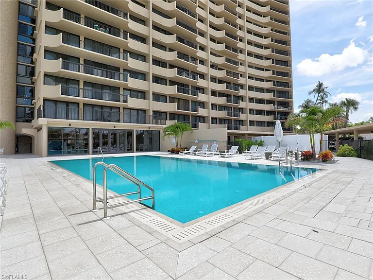 4001 Gulf Shore Blvd N #1106 — Photo 45