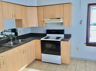 9 Washington St APT 6, Dedham, MA 02026