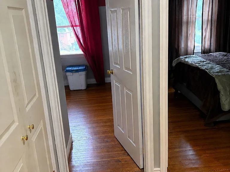 137 Madoc Dr — Photo 17