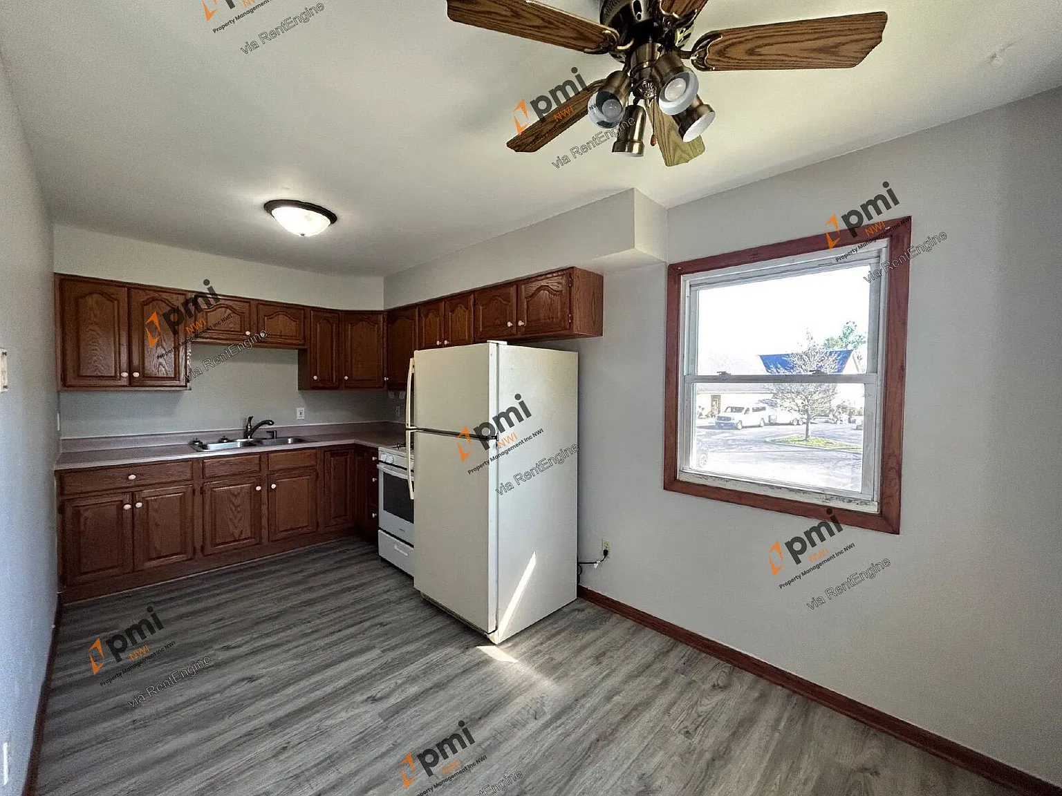 2 bed, 1.0 bath, 820 sqft, $1,050 — Photo 4