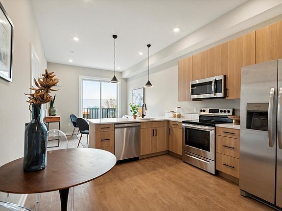 3rd image of 308 W Chelten Ave #0B-1Ba-441Sqft