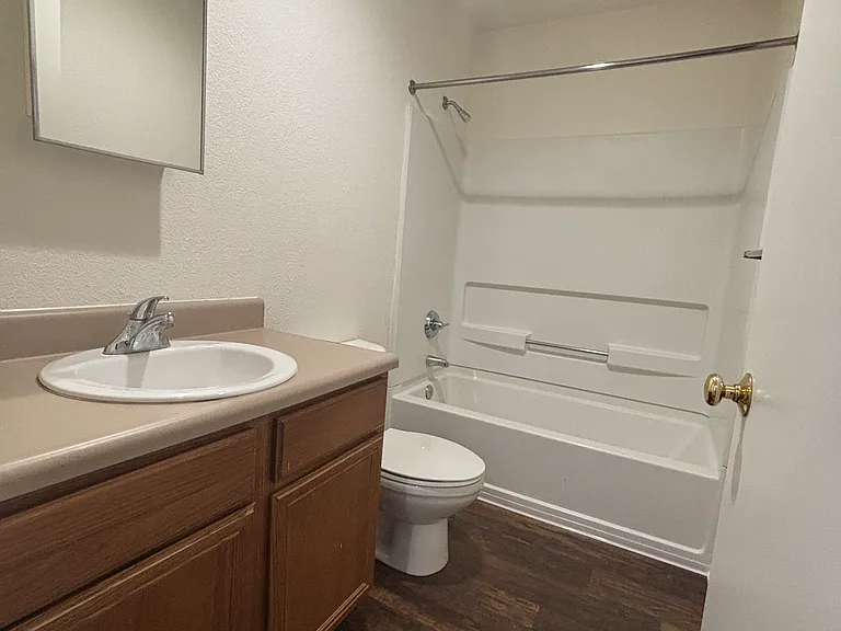 Turtle Hill Townhomes — Photo 19