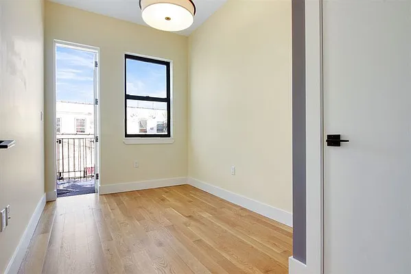 Rented by City View Living | media 14