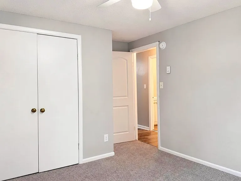 6249 Alexander St #D — Photo 14
