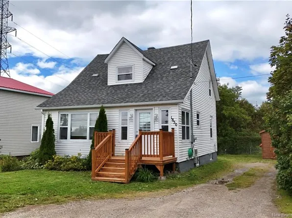 1850 Rough Waters Dr, Bathurst, NB E2A 1Z8