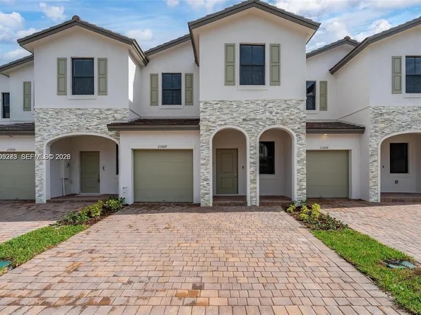 23507 SW 129th Path, Homestead, FL 33032