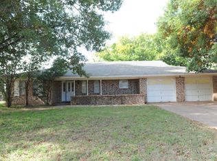 2606 Twin Oaks, Vernon, TX 76384