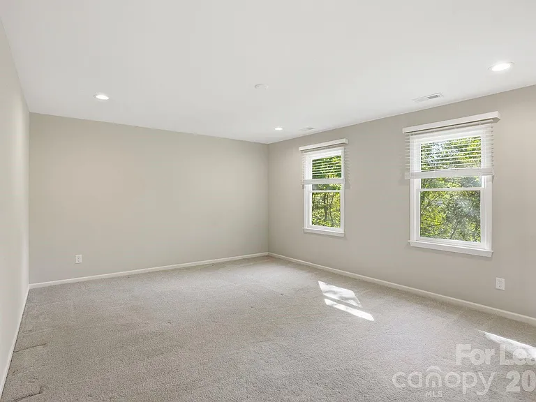 301 Sardis Rd N — Photo 19
