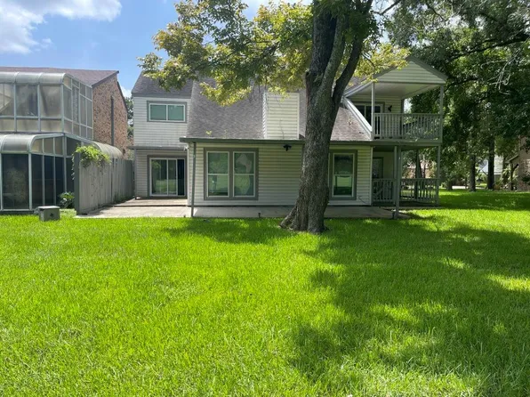 1746 Cloister Dr APT 33, Crosby, TX 77532