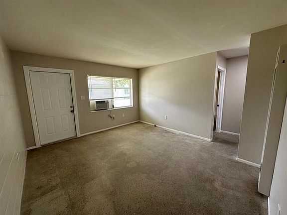 3rd image of 2502 Avenue F APT B