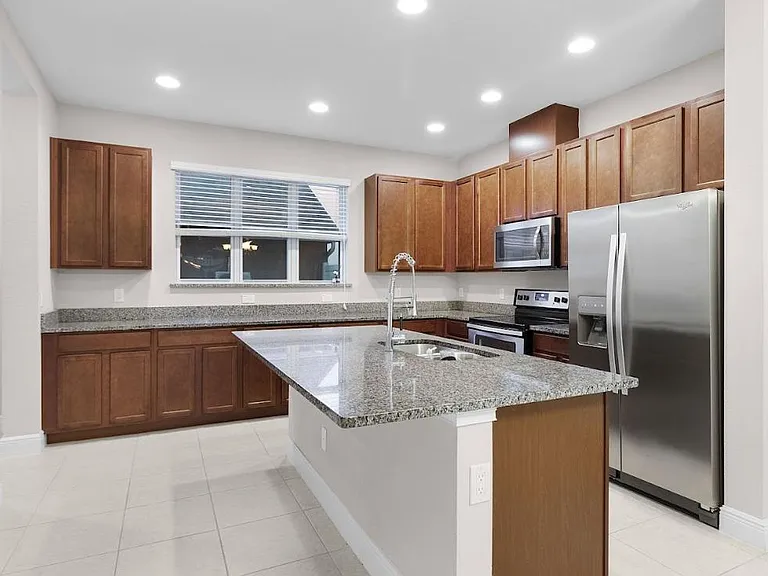 6537 Calamondin Dr — Photo 8