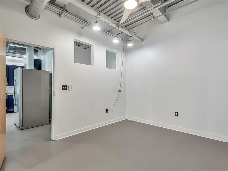 400 Village Pkwy NE #202 — Photo 22