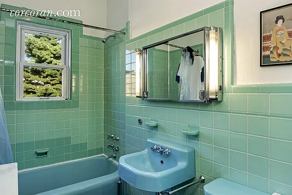 Sold by Corcoran | media 18