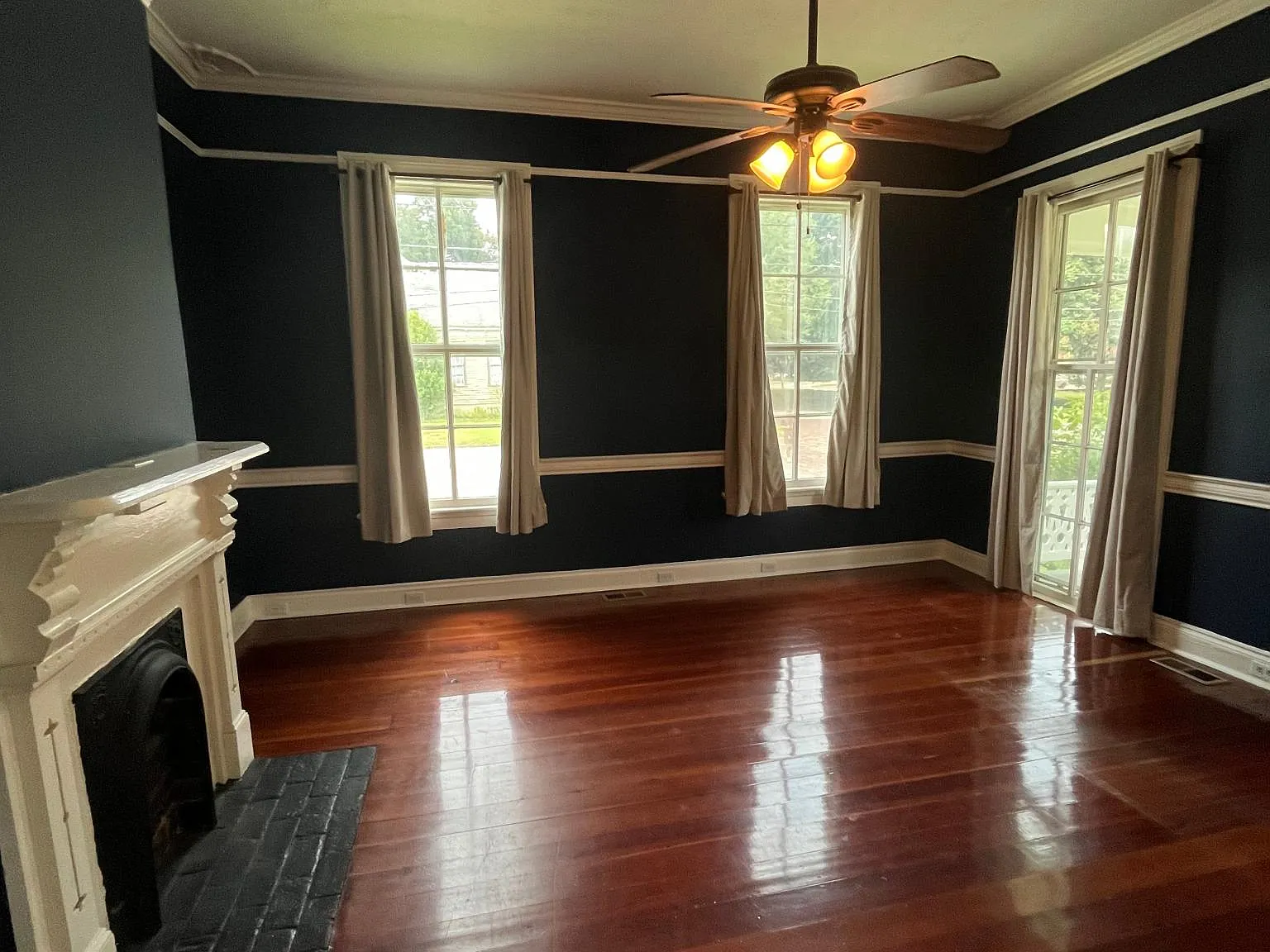 2 bed, 1800 sqft, $1,700 — Photo 3