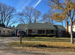 170 Belaire Dr, Buffalo Grove, IL 60089