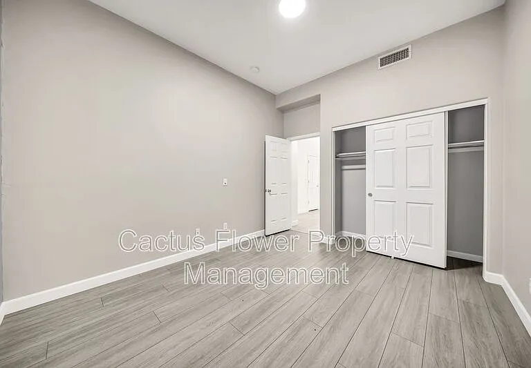 20276 N 64th Ave — Photo 34