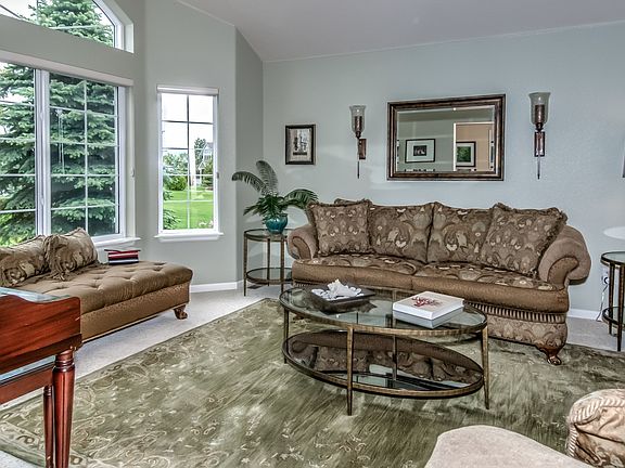 3rd image of 8864 Prairie Knoll Dr