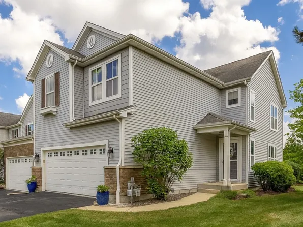 1549 Brompton Ln, Crystal Lake, IL 60014