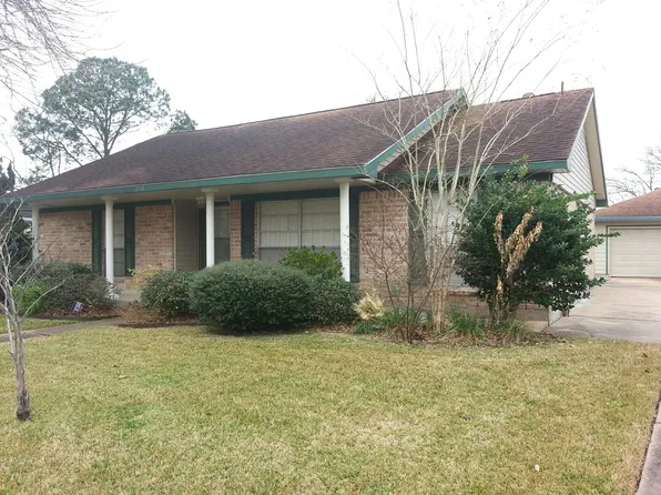 1115 Newport Blvd, League City, TX 77573